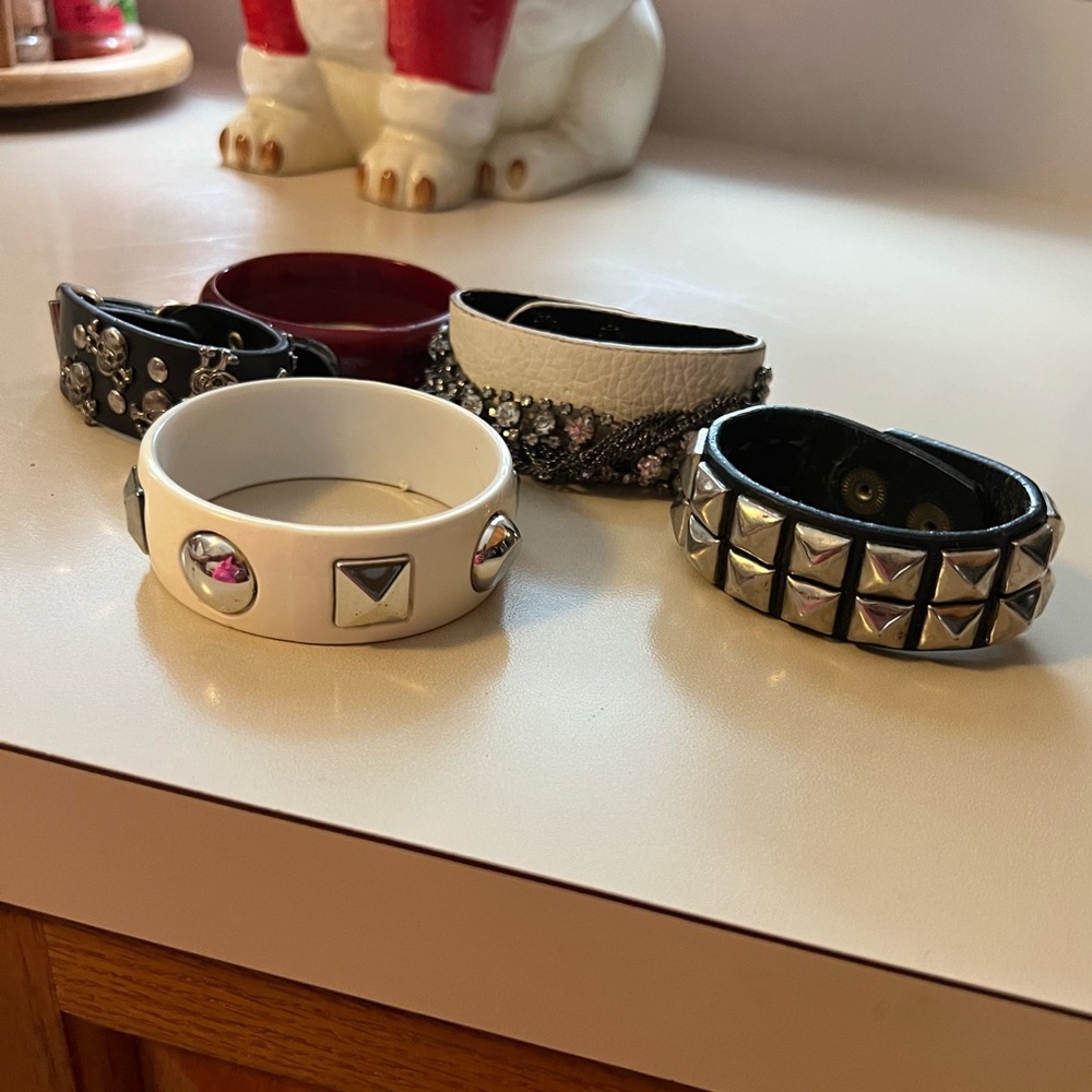 90s Vintage Set of 5 Punk Style Bracelets - Picture 2 of 16